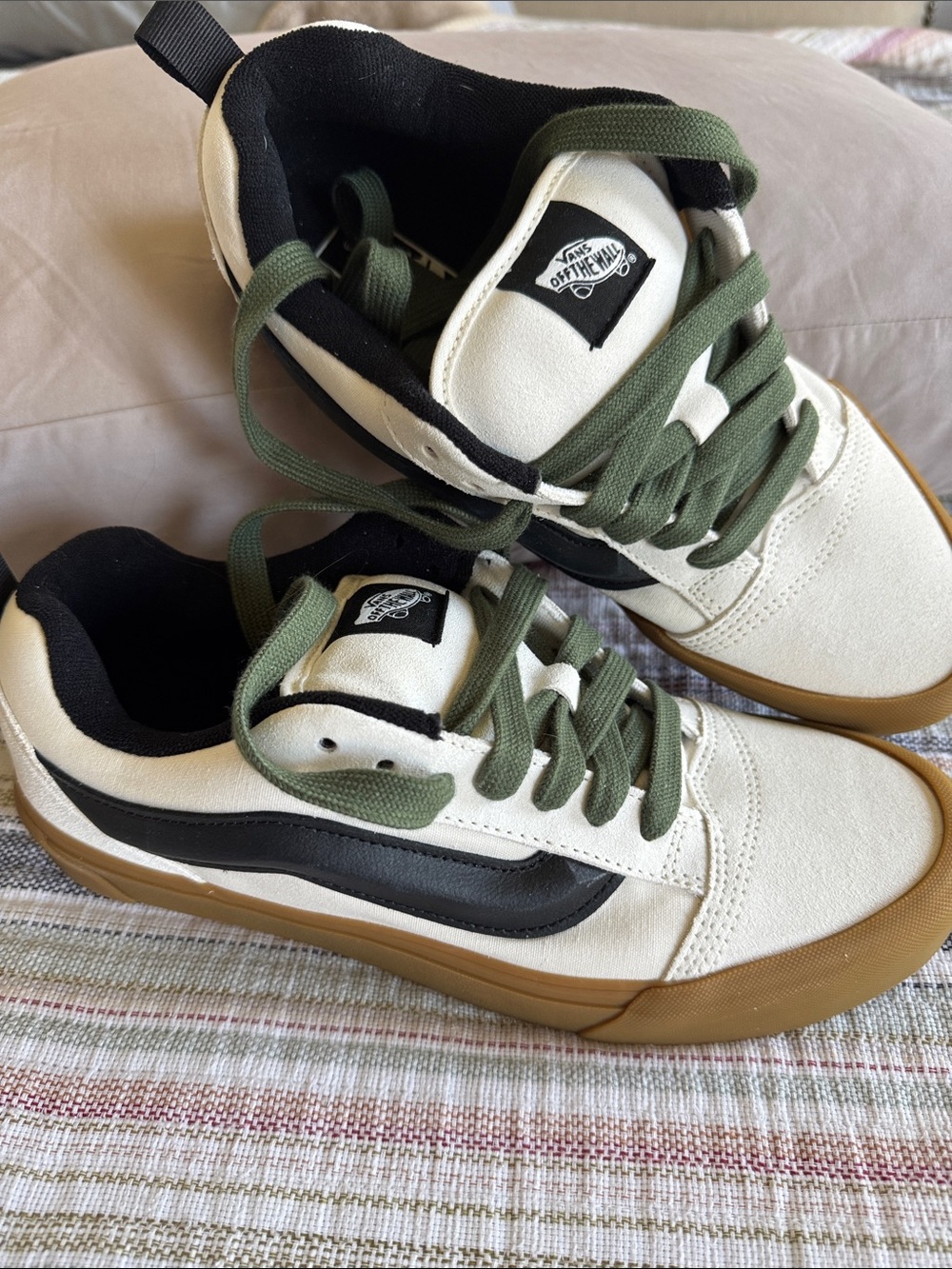 Vans White Black Gum-sole Sneakers with Olive Laces Size 11